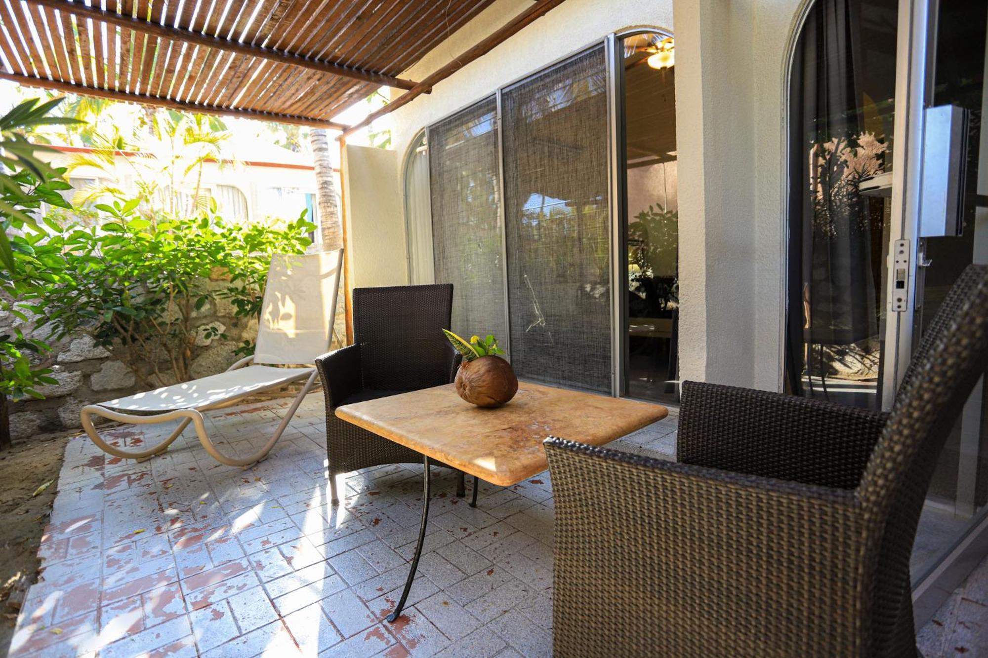 Buena Vista Oceanfront & Hot Springs Resort Buenavista  Εξωτερικό φωτογραφία
