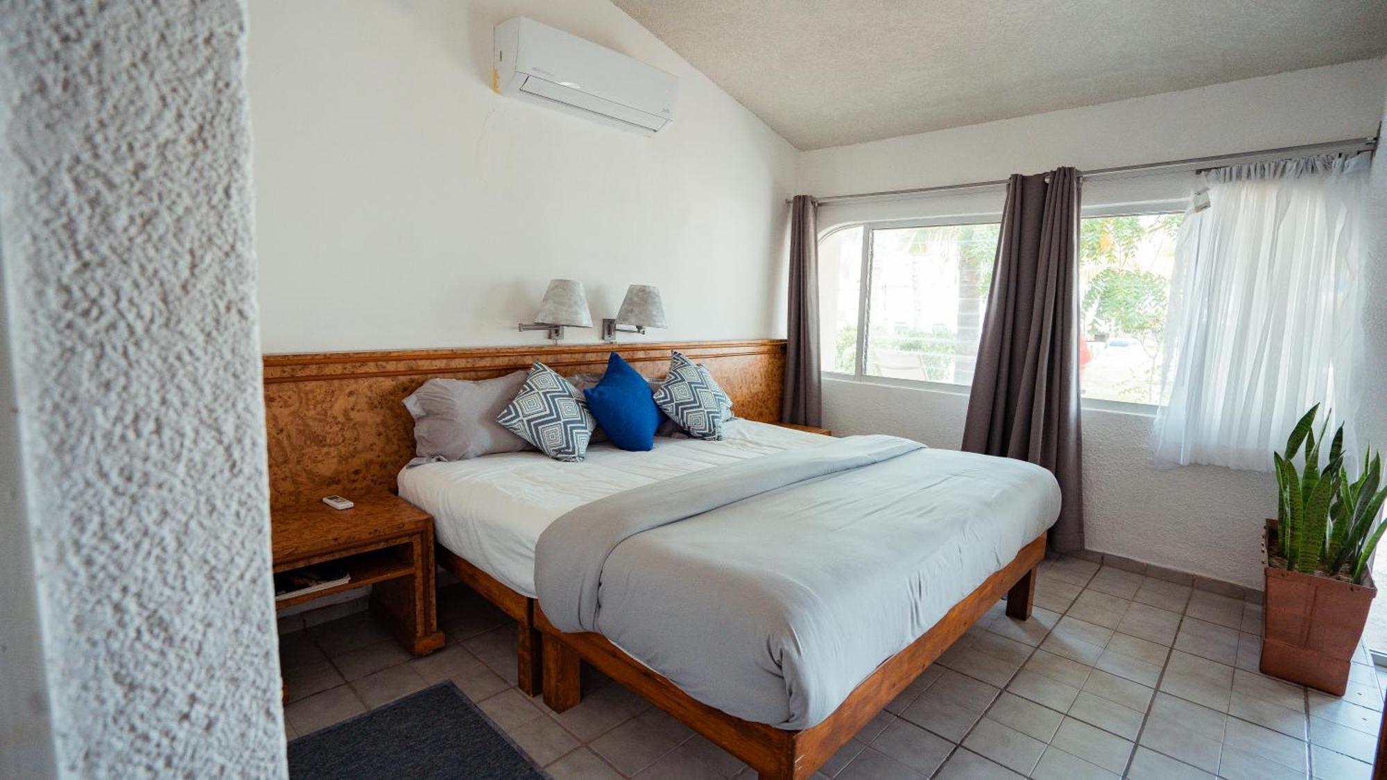 Buena Vista Oceanfront & Hot Springs Resort Buenavista  Εξωτερικό φωτογραφία
